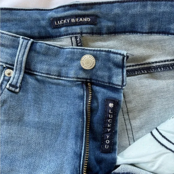 Lucky Brand Mid-Rise Straight Sweet Jeans - Picture 2 of 6